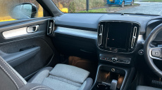 Volvo Xc40 1.5 T4 Recharge PHEV Plus Dark 5dr Auto Estate